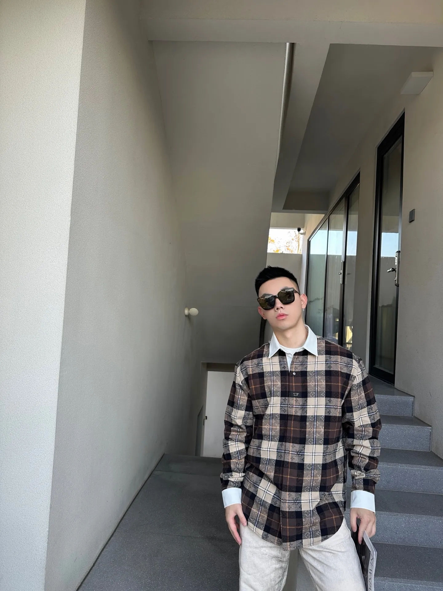 Louis Vuitton/Louis Vuitton plaid old flower jacquard white collar shirt